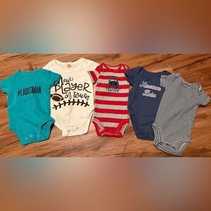 Newborn Onesie Lot
